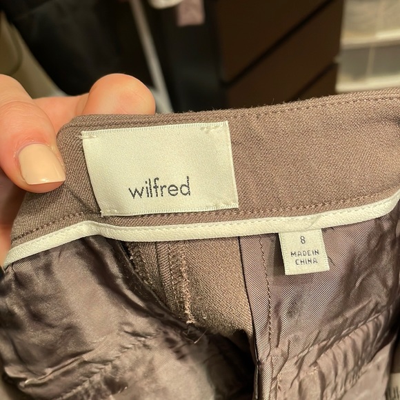 Aritzia Wilfred stretchy brown trousers - Picture 2 of 3